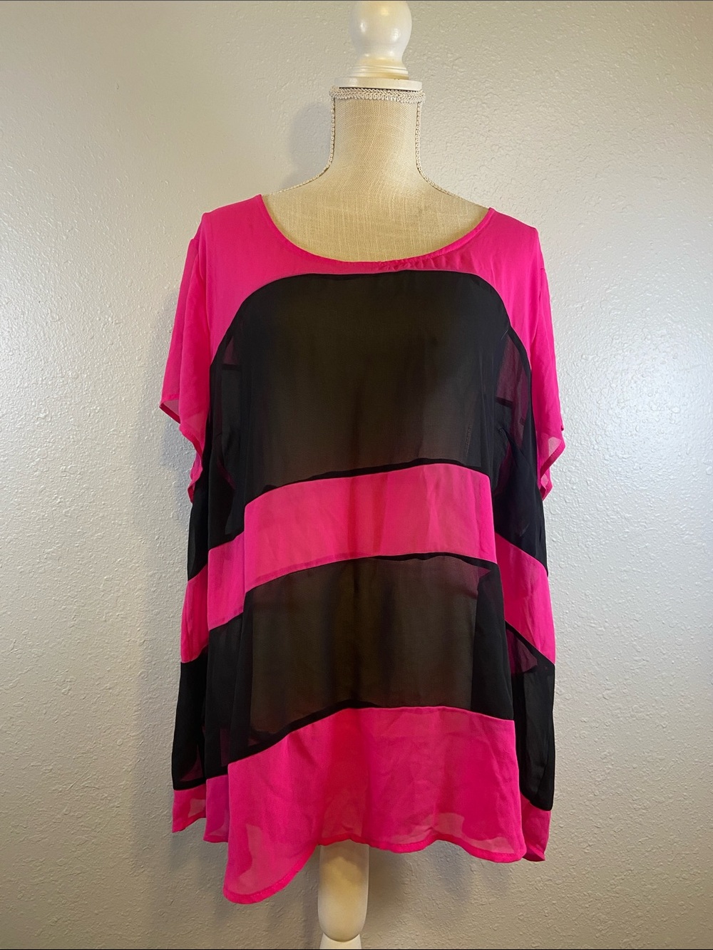 Torrid Y2K Millennial Alt Goth Throw Back Semi-Sheer Blouse Size 3